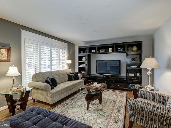 2nd image of 6523 Elnido Dr