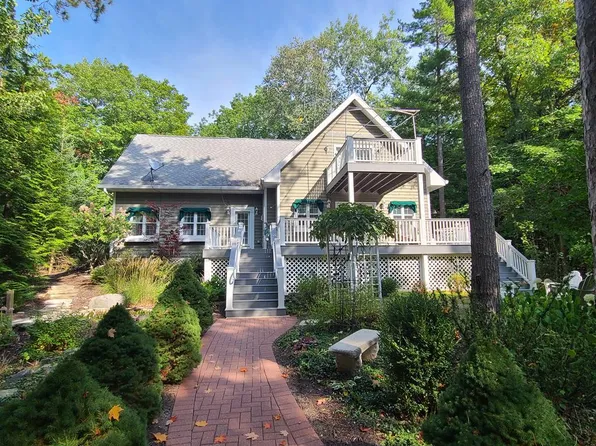 5902 Bluff Ledge Rd, Sturgeon Bay, WI 54235