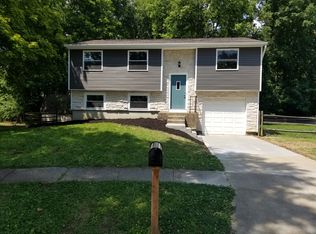 3811 Shag Bark Dr, Amelia, OH 45102
