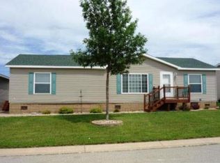 6 Southfork Dr SE, Kasson, MN 55944
