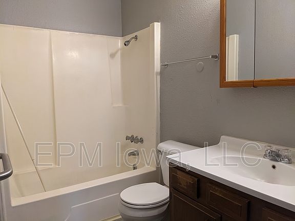 4th image of 101 16th Ave NW #13