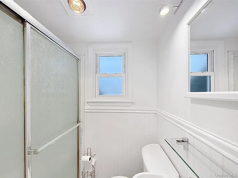 839 Pond View Rd — Photo 16