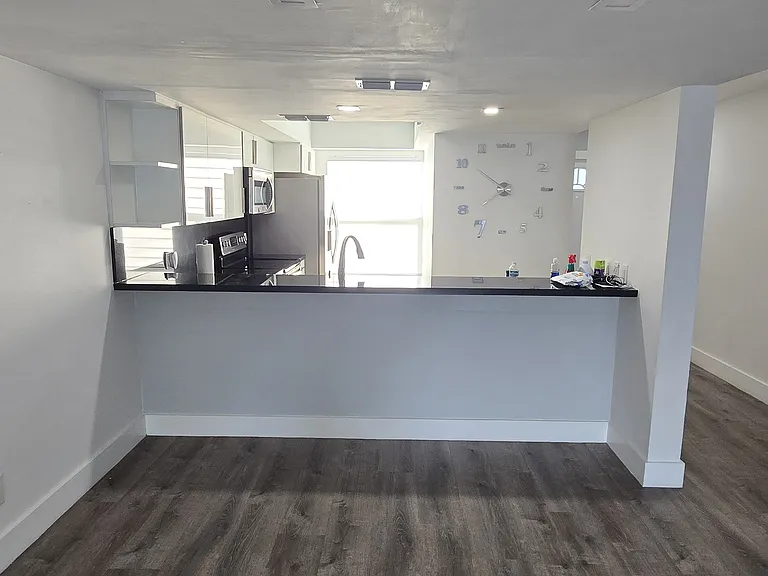 4703 SW Santa Barbara Pl #12 — Photo 7