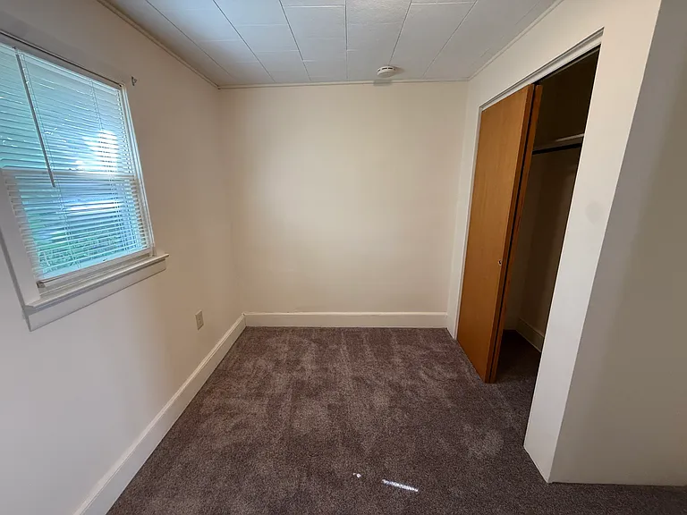 310 Grant Ave #2R — Photo 6