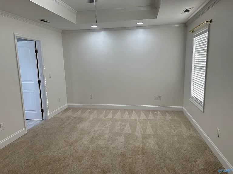 228 Tanner Point Dr — Photo 9