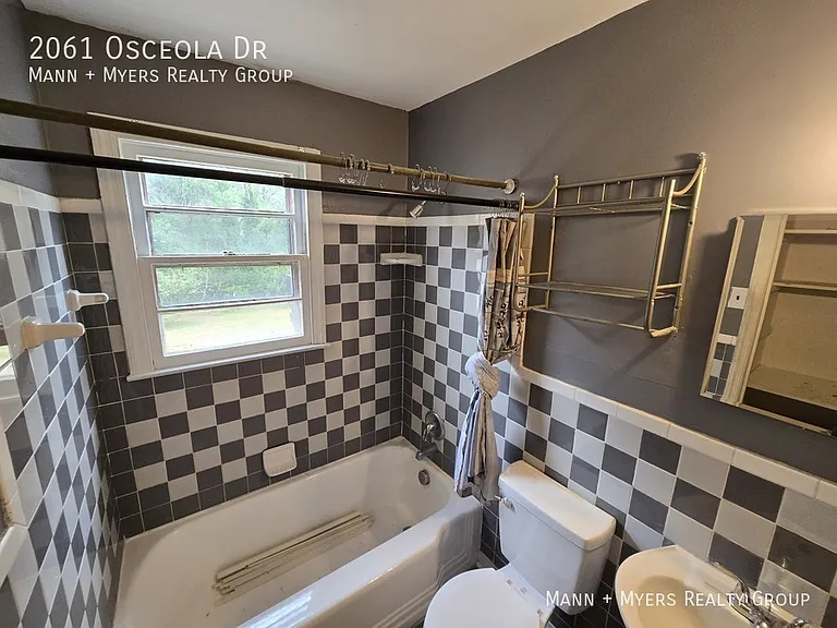 2061 Osceola Dr — Photo 12