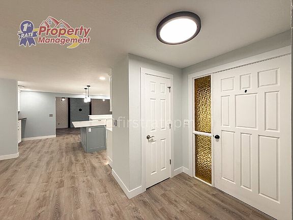 4th image of 9 S Dewey Ln