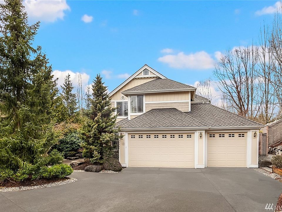 1st image of 23907 SE 8th Pl