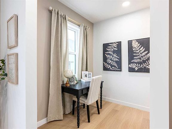 4th image of 30 S Rochester Vw NW #103