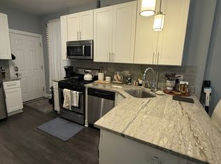 1433 N Cleaver St APT 1F, Chicago, IL 60642