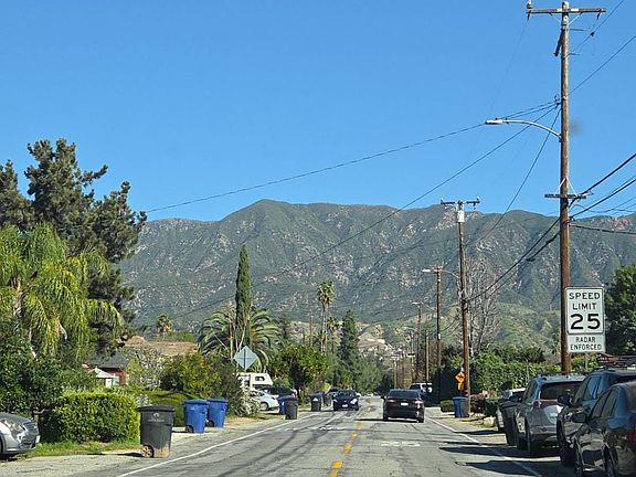 5th image of 2811 Casitas Ave