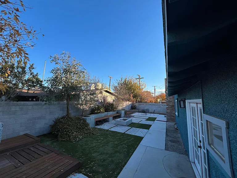 215 Rancho Vista Dr — Photo 13