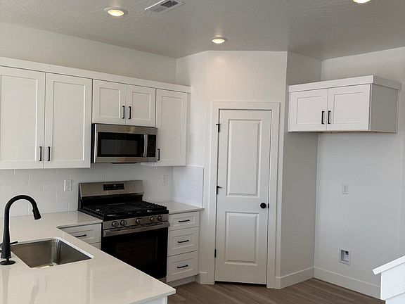 4th image of 1050 E Malibu Ln Lot 146
