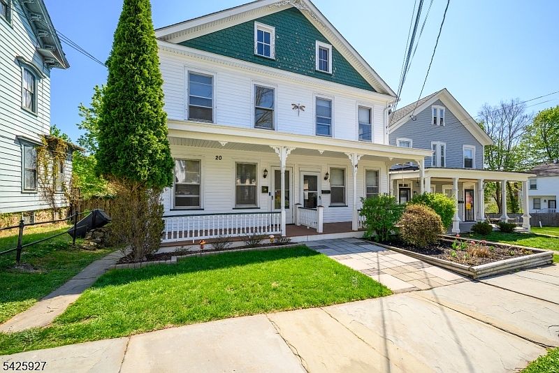 1st image of 18 Church St
