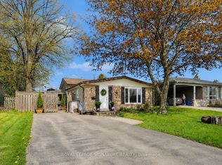 821 Krosno Blvd, Pickering, ON L1W1G7