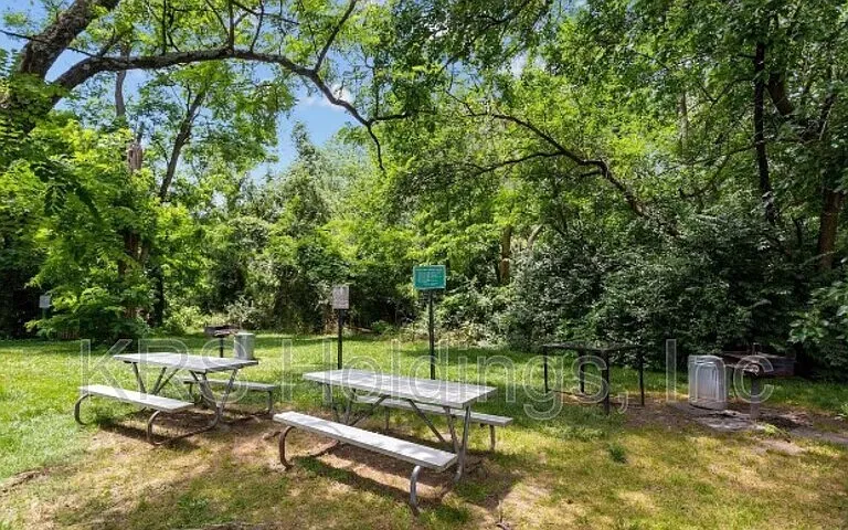 1521 S George Mason Dr #1 — Photo 18