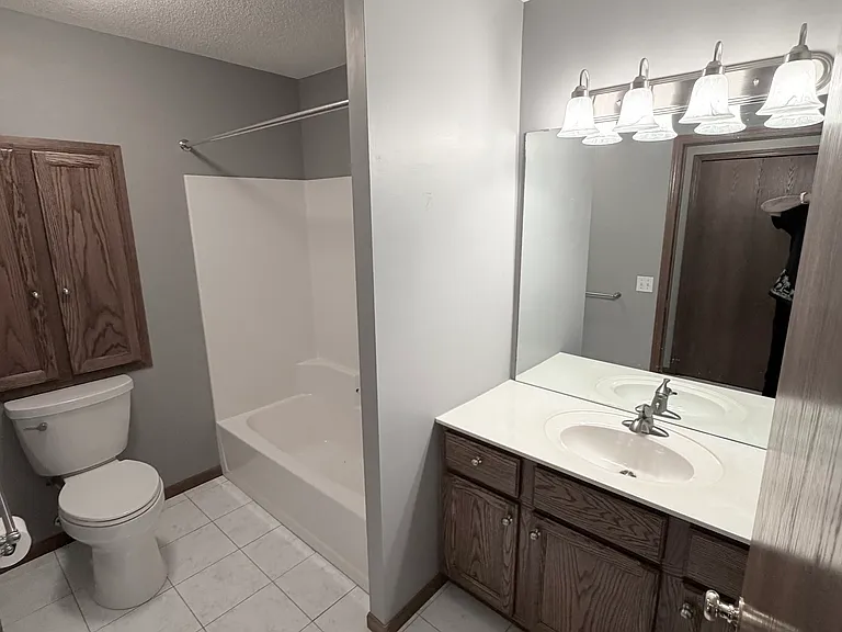 10843 Lexington Dr — Photo 10