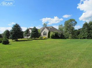 4328 Bruff Rd, Fowlerville, MI 48836