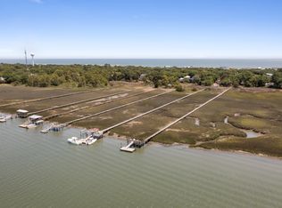 218 E Huron Ave, Folly Beach, SC 29439