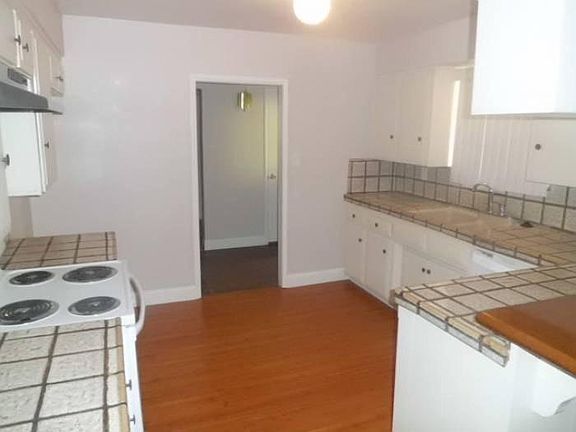 2nd image of 5450 Cypress Ave
