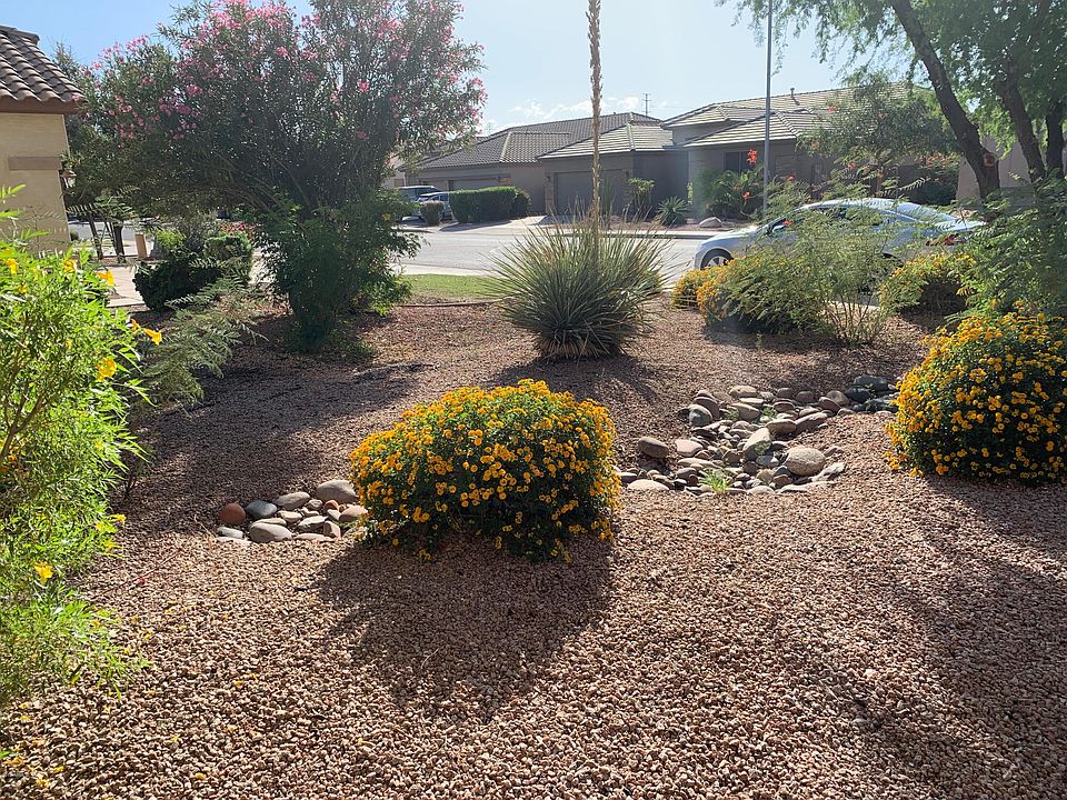 2nd image of 709 S 119th Ave