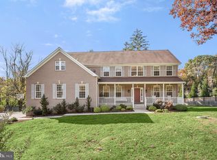 8 Springbriar Ln, Baltimore, MD 21208