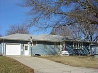2nd image of 1833 Highland Dr