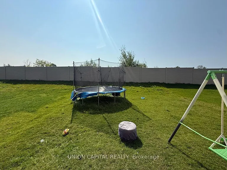 1378 Davis Loop N — Photo 26