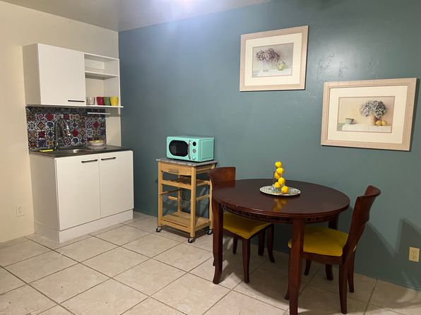 (undisclosed Address)