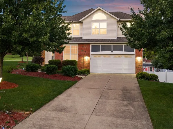 4851 Gateway Dr, Medina, OH 44256