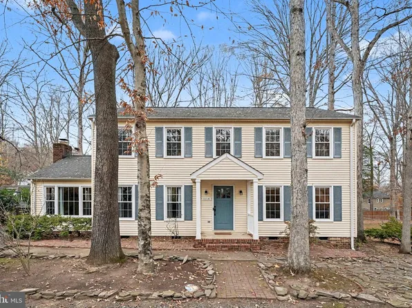 1114 John Paul Jones Dr, Stafford, VA 22554