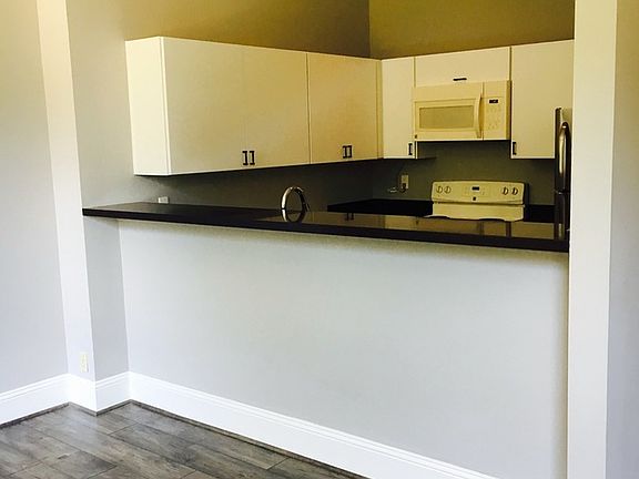 4th image of 355 Buena Vista Ave E Unit 416