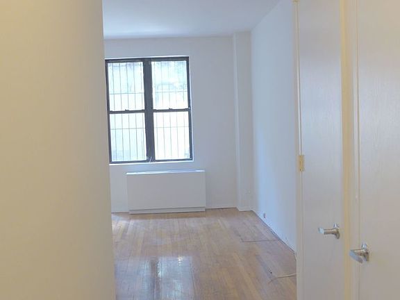3rd image of 254 E 10th St APT 1C