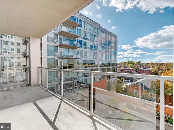 6820 Wisconsin Ave APT 4006, Bethesda, MD 20816