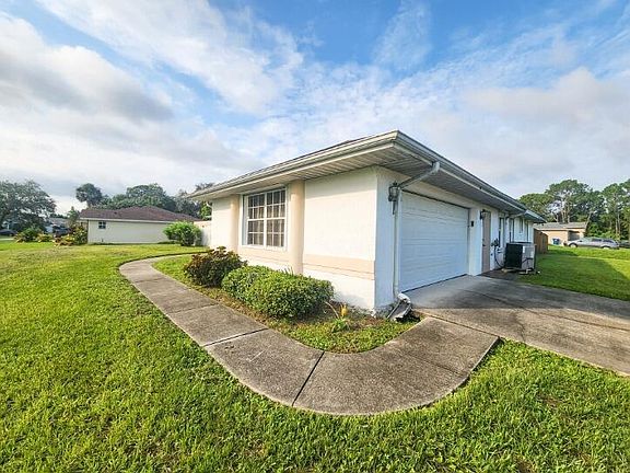 3rd image of 600 Seven Gables Cir SE