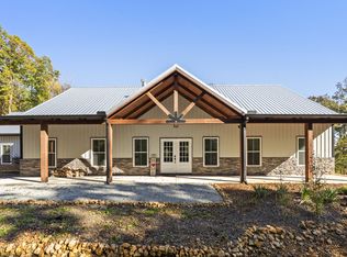 594 Highway 100, Centerville, TN 37033