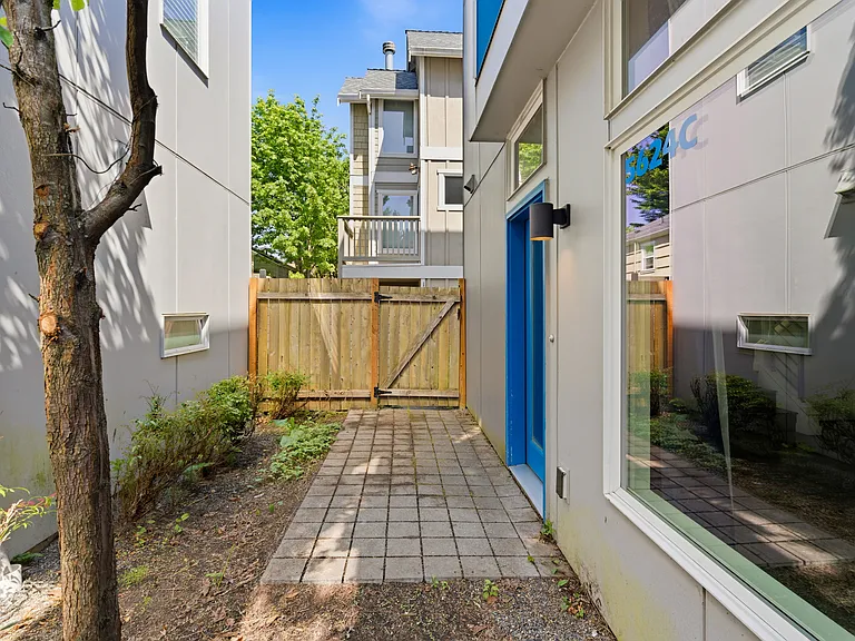 5624 Fauntleroy Way SW #C — Photo 27