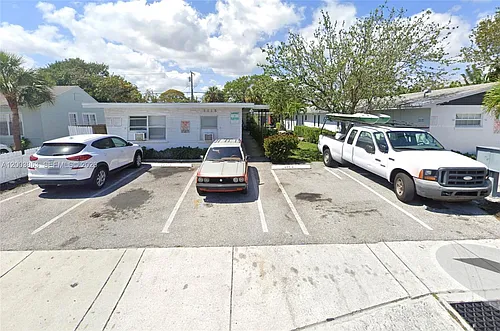 1115 S Federal Hwy #3 Photo 1