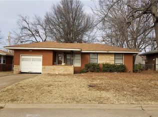 205 W Rose Dr, Midwest City, OK 73110