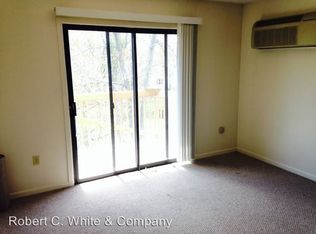 409 East St APT 5, Plainville, CT 06062