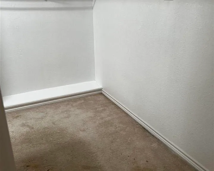 902 Sugarbush Ln — Photo 20