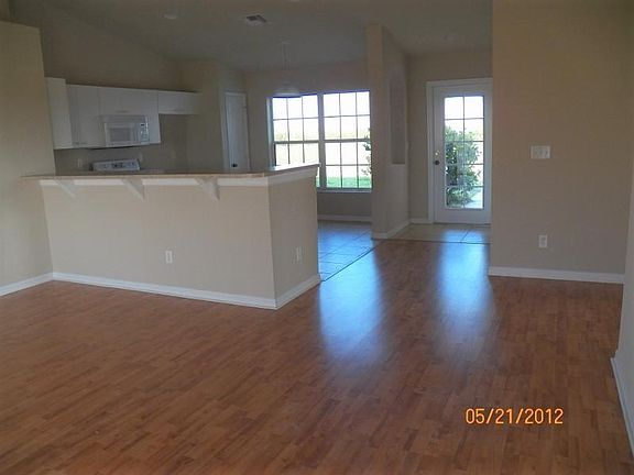3rd image of 3809 NW 39th Ln