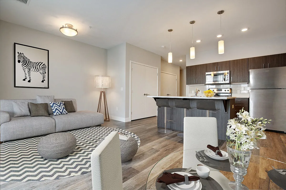 Jux Apartments — Photo 4
