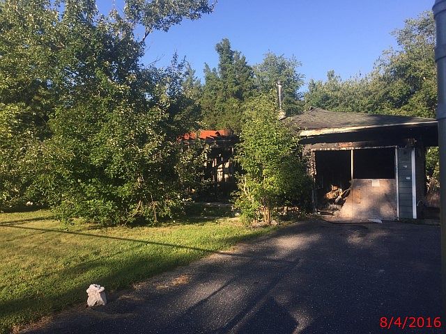 1st image of 14 Plantation Dr