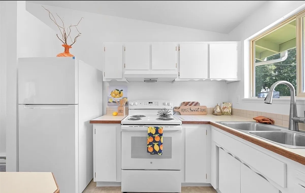2 bed, 720 sqft, $1,850 — Photo 3