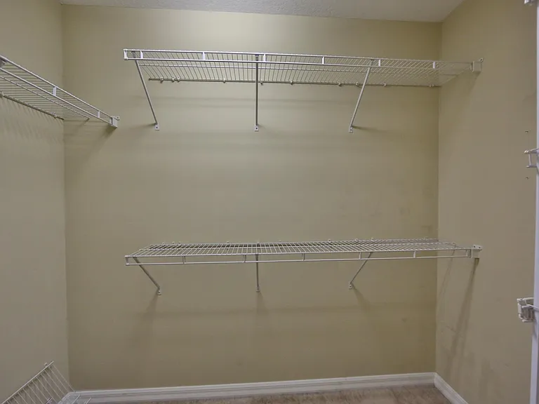 4465 Longford Dr — Photo 13