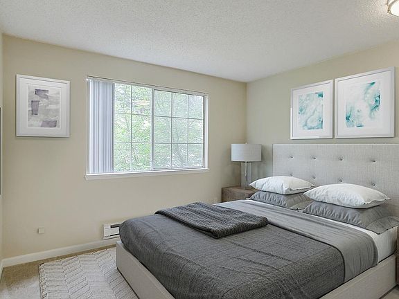 3rd image of 6616 130th Ave NE APT C201