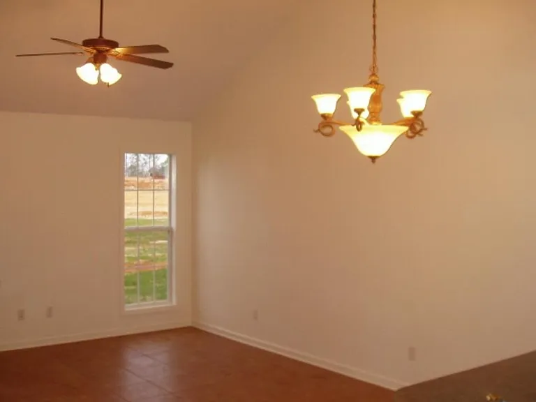 4416 King Rd — Photo 6