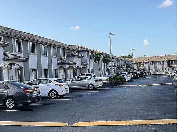 4th image of 5605 NW 109th Ave APT 67
