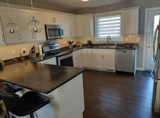 166 Cougar Cres #1, Thunder Bay, ON P7C 0B8